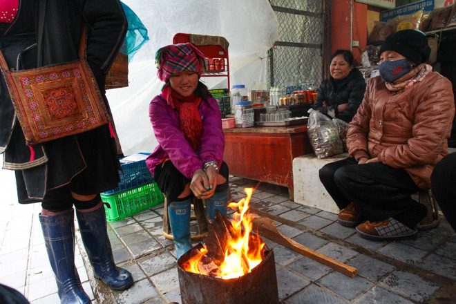 Rét dưới 3 độ C, dân Sa Pa chống chọi bằng những cách độc đáo này